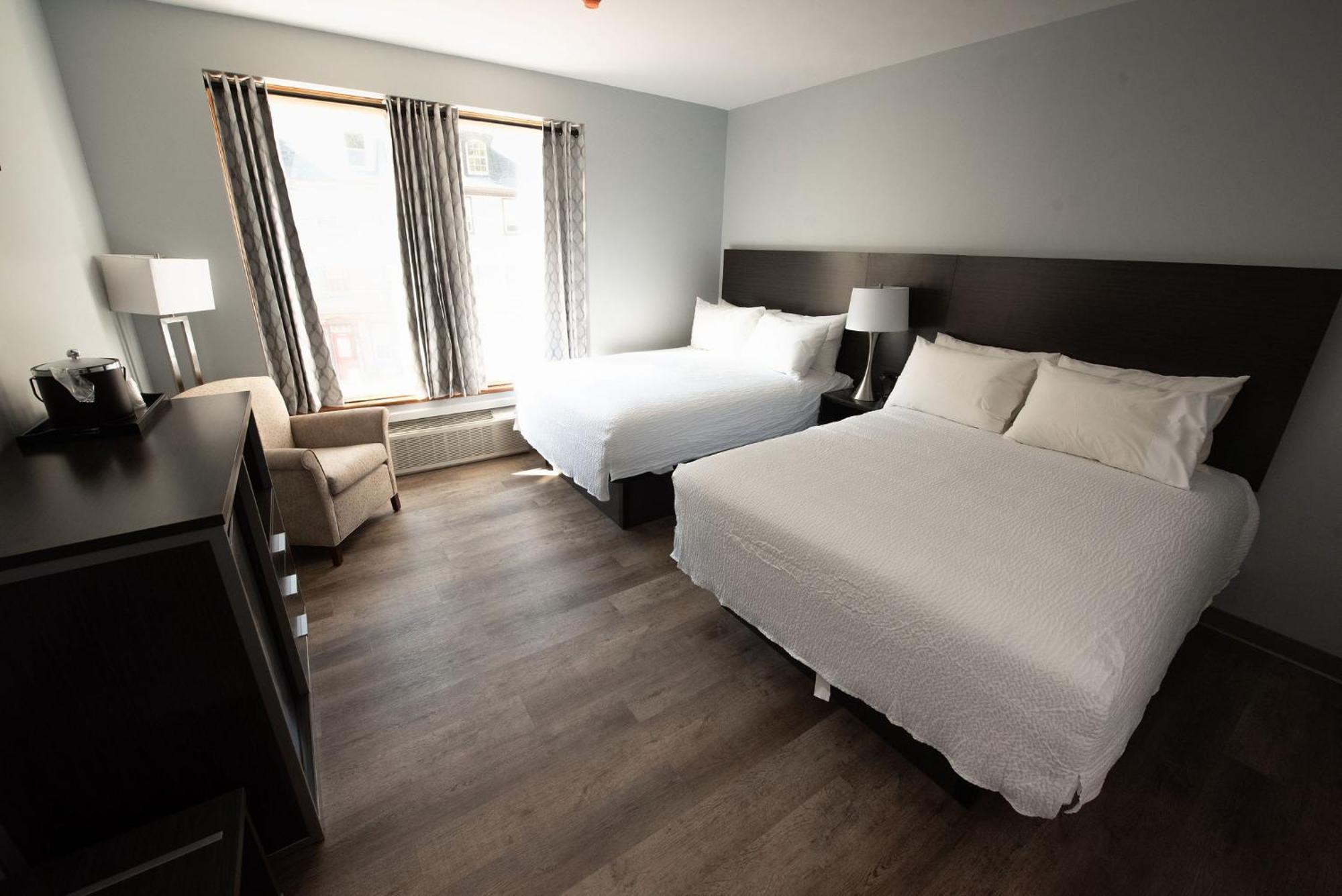 The Y On Broadway Hotel Джим Торп Екстериор снимка